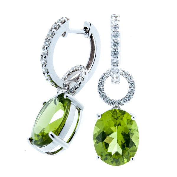 18K White Gold Oval Cushion Cut Peridot with Diamond Loop